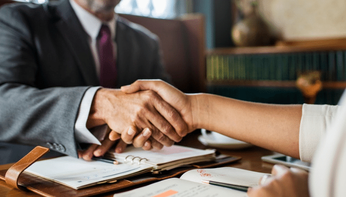 Offboarding : pourquoi et comment soigner le départ de vos collaborateurs?